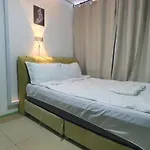Oyo Home 90723 Green Leaf Guest Lodge Kk