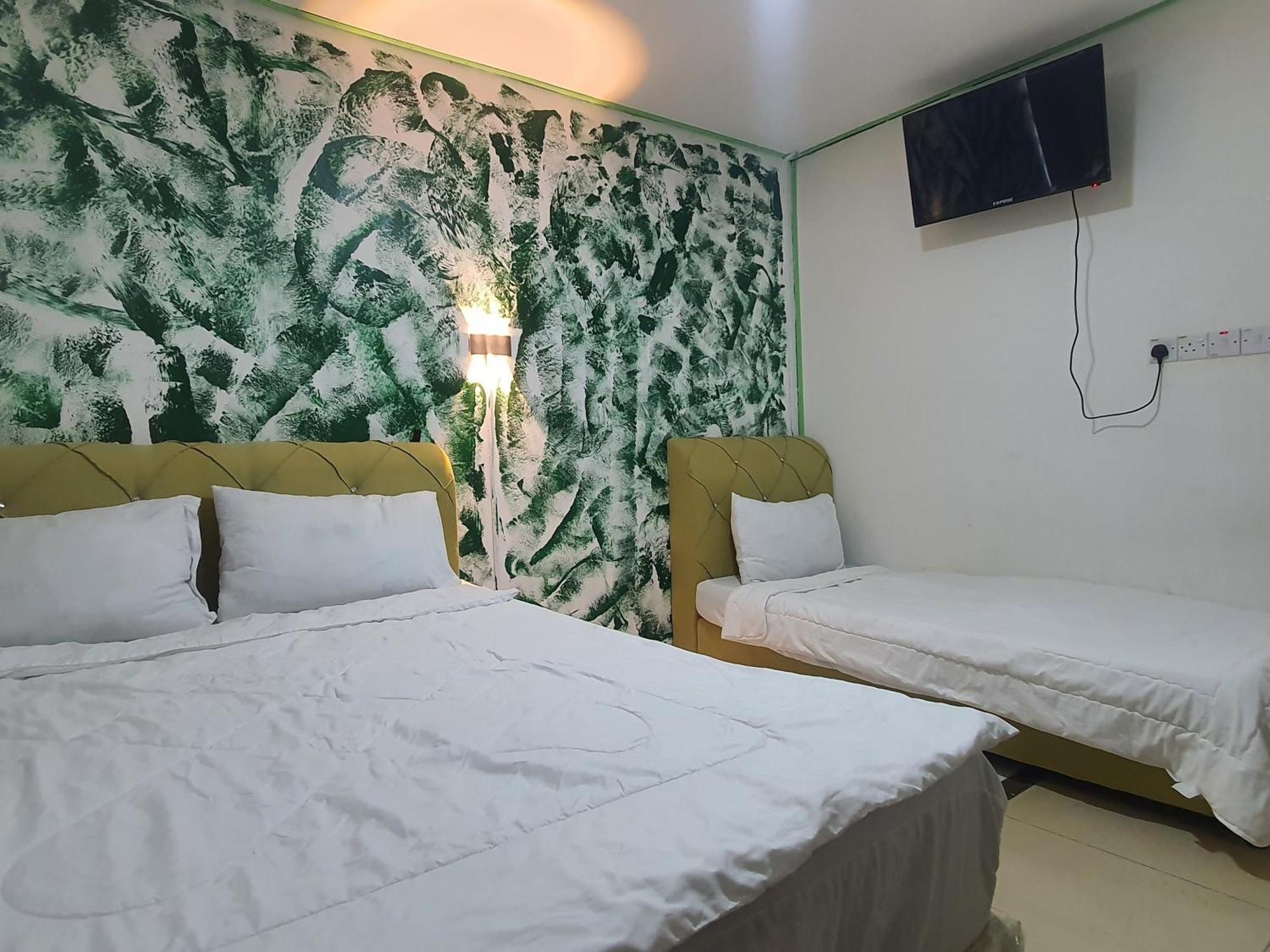 Oyo 90723 Leaf Guest Kk Guest house Kota Kinabalu